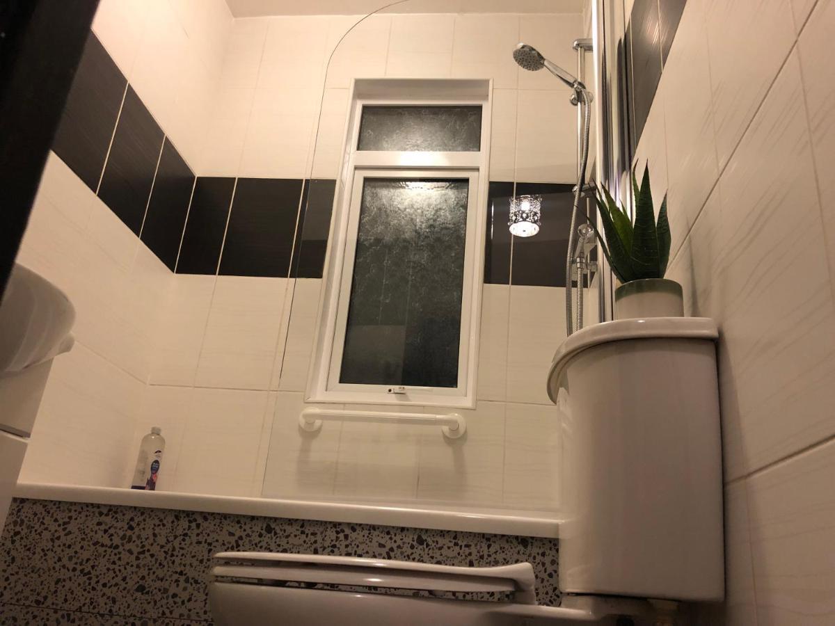 Handsworth Home - 2 Bedroomed Sheffield Exterior photo