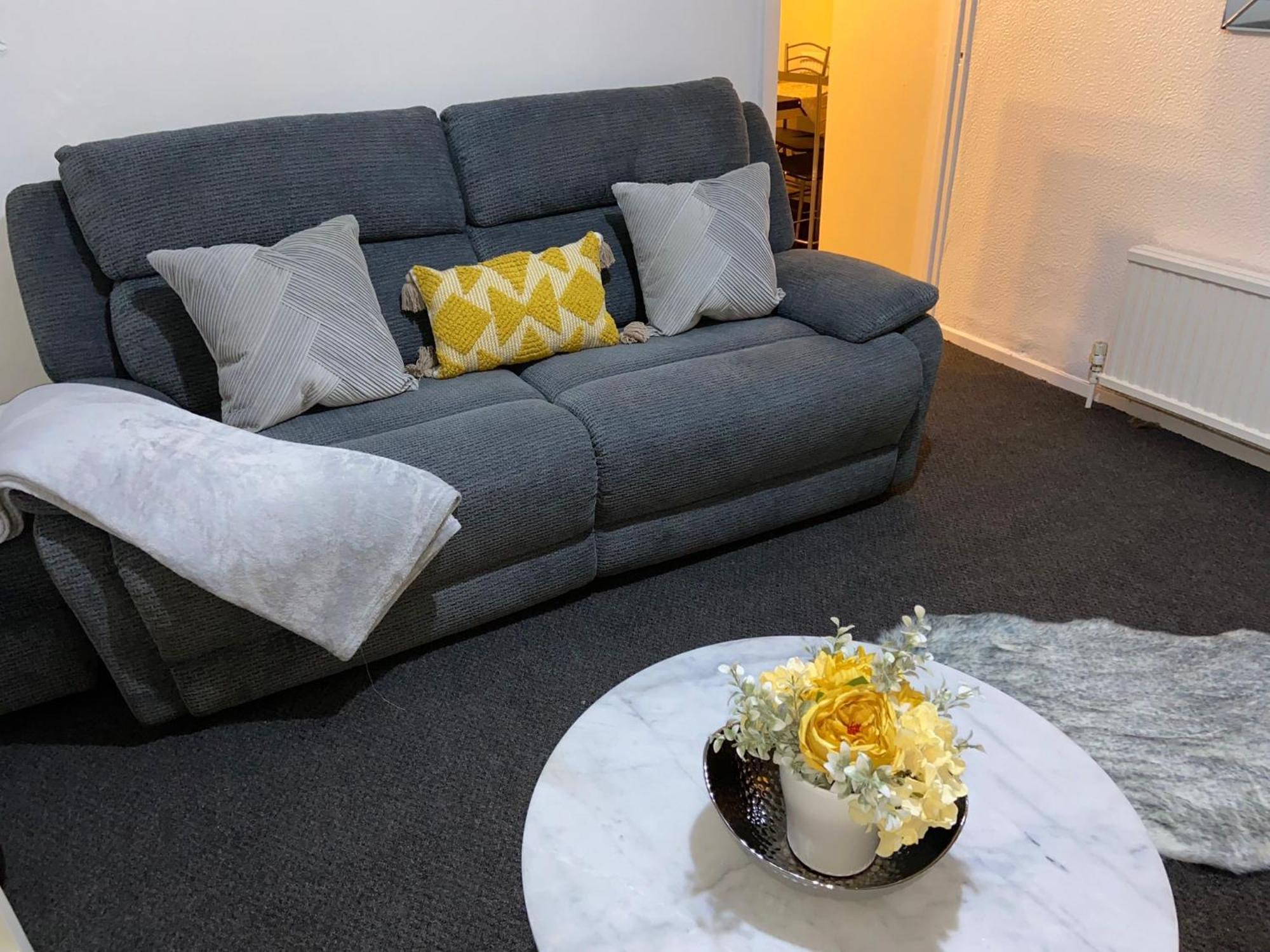 Handsworth Home - 2 Bedroomed Sheffield Exterior photo